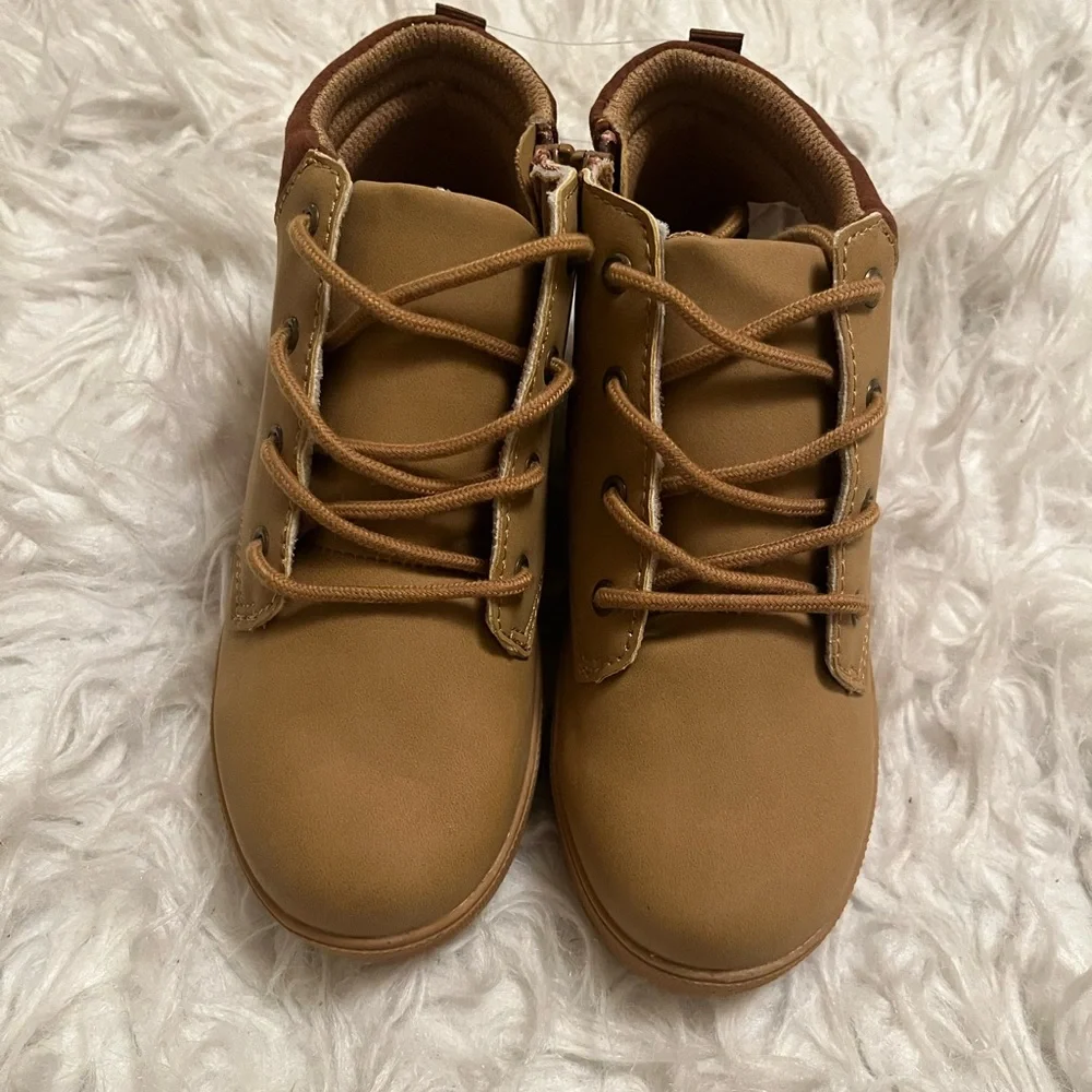 Gap boys brown boots brand new in with tags - Picture 4 of 11